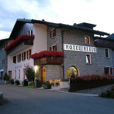 Hotel Bleis Ponte Di Legno Exterior foto